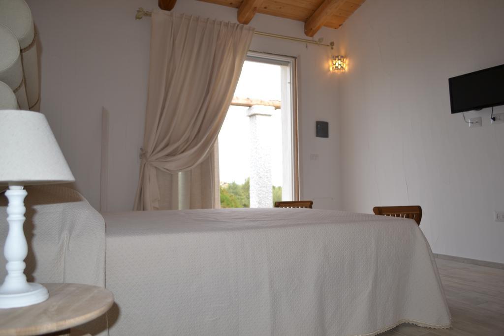 Bed and Breakfast Nacchinono Ольбия Экстерьер фото